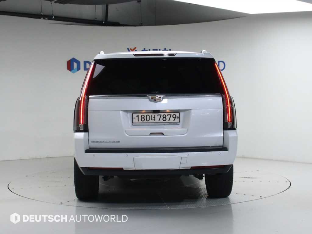 Cadillac Escalade - Vista 4