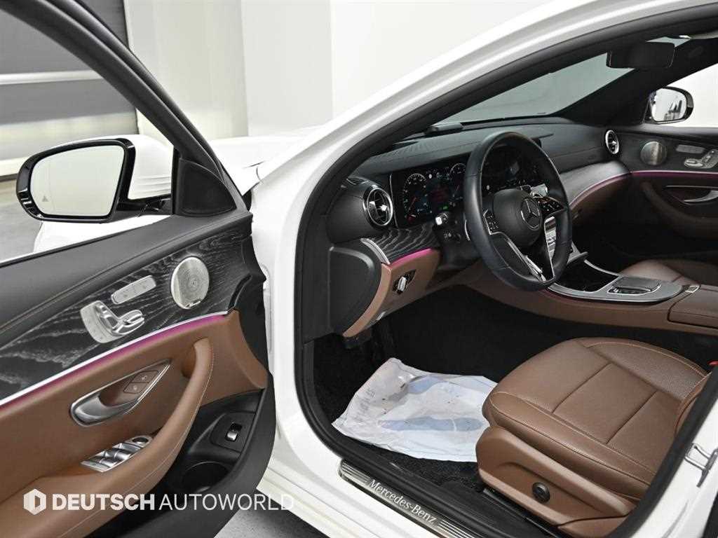 Mercedes Benz E class - Vista 10