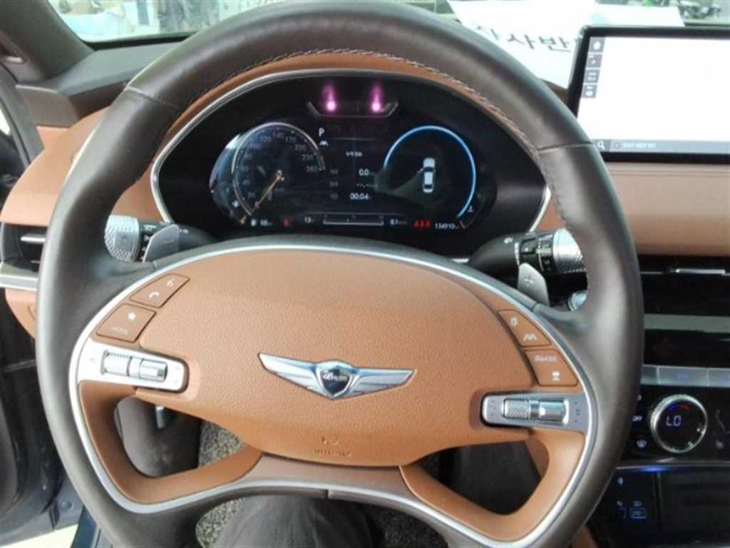 Genesis G80 - Vista 9