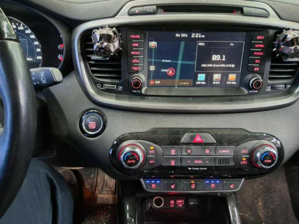 KIA Sorento - Vista 11