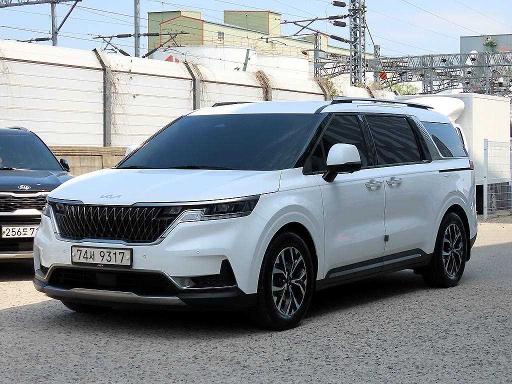 KIA Carnival - Vista 2