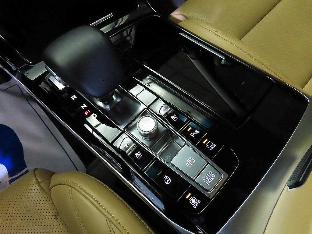 KIA K7 - Vista 12