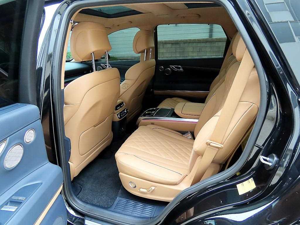 Genesis GV80 - Vista 6