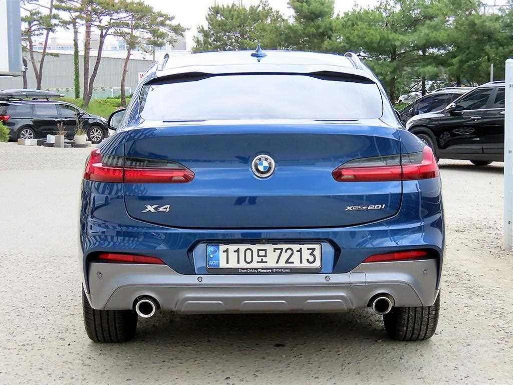 BMW X4 - Vista 4