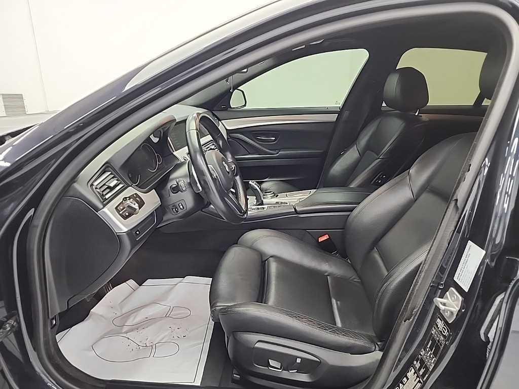 BMW 5 Series - Vista 11