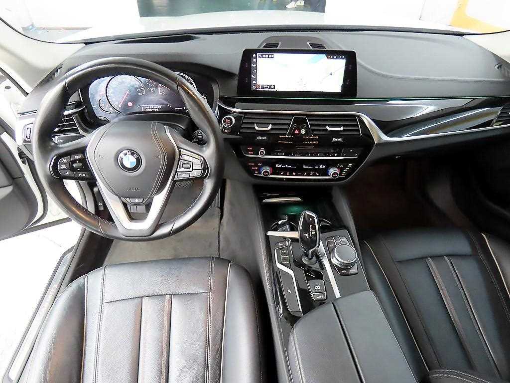 BMW 5 Series - Vista 8