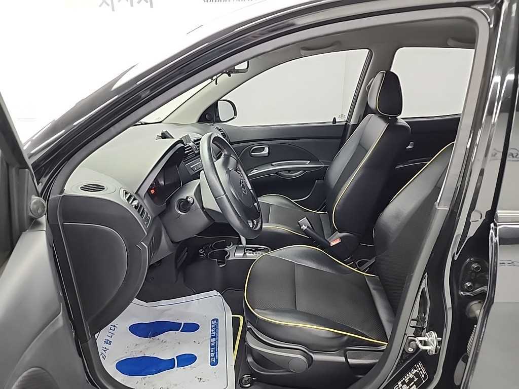 KIA Morning - Vista 11