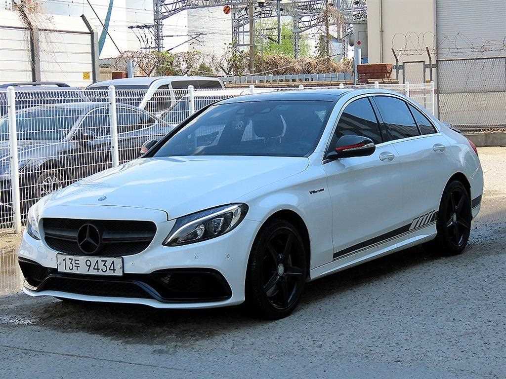 Mercedes Benz C Class 2016 Blanco - Importación desde Corea - HF Imports Iquique - Foto 1