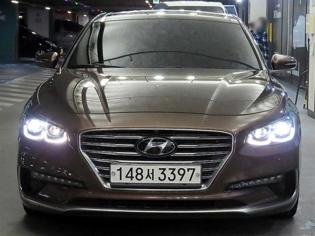 HYUNDAI Grandeur - Vista 2