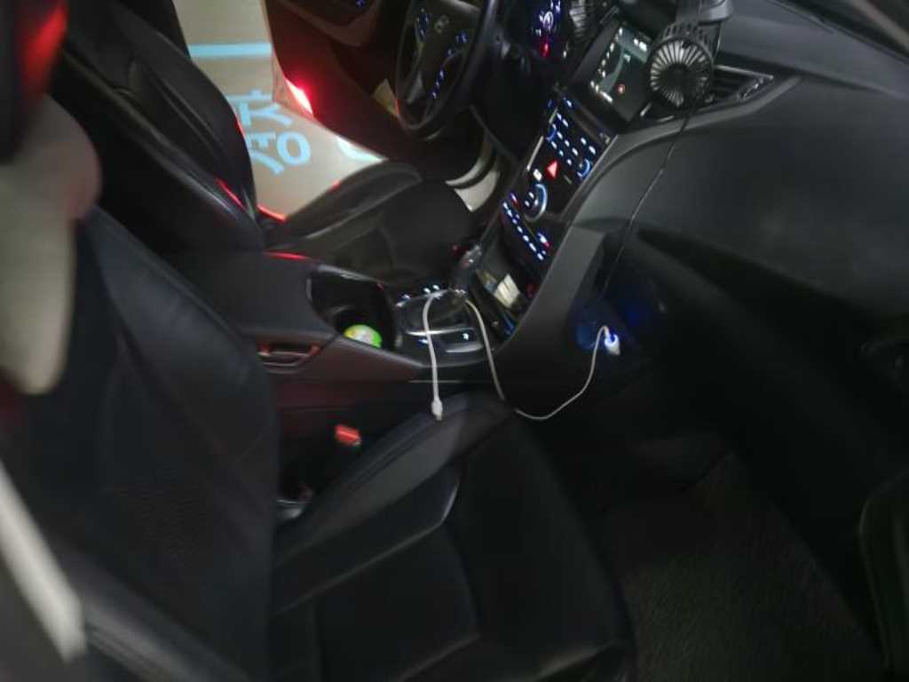 HYUNDAI Grandeur - Vista 6