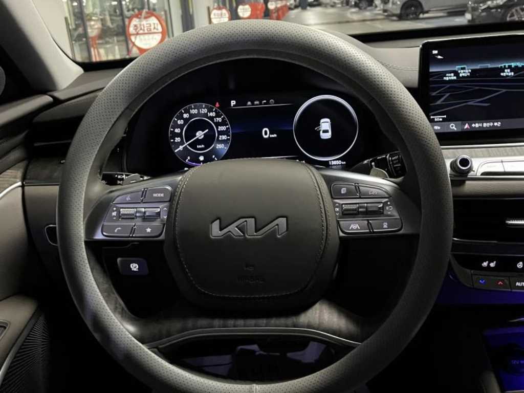 KIA K9 - Vista 12