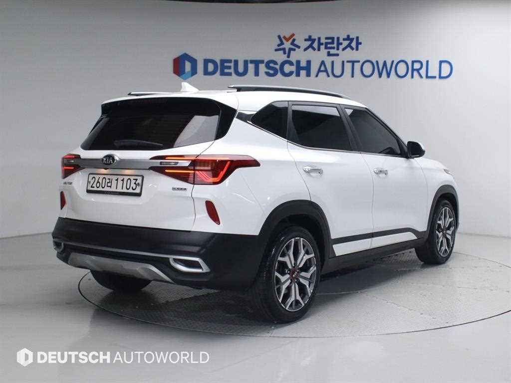 KIA Seltos - Vista 2