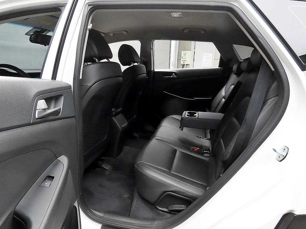 HYUNDAI Tucson - Vista 6