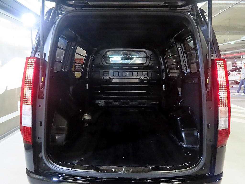 HYUNDAI Staria 2022 Negro - Importación desde Corea - HF Imports Iquique - Foto 17