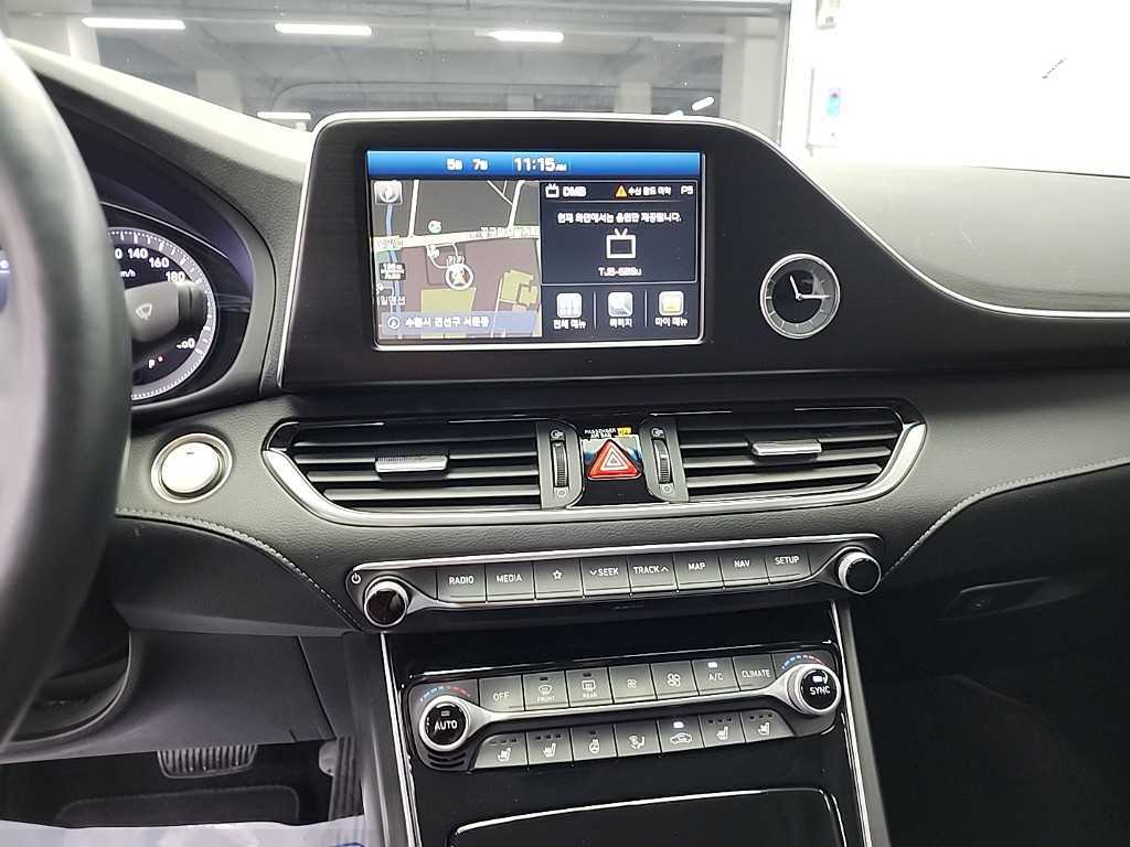 HYUNDAI Grandeur - Vista 10