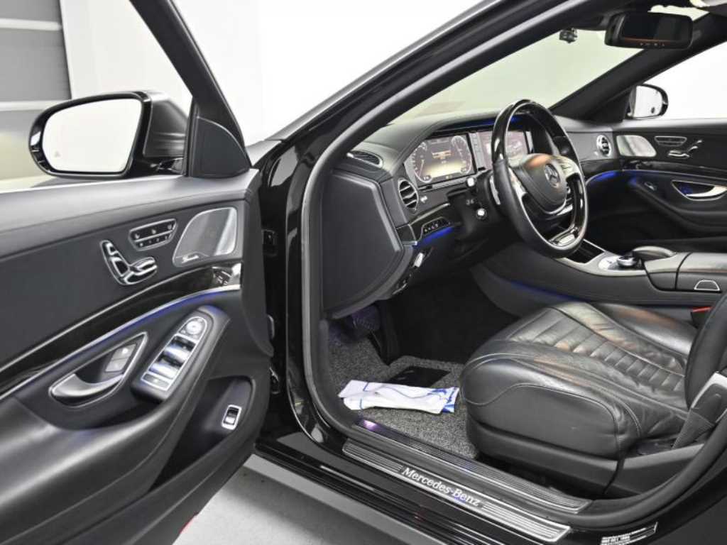 Mercedes Benz S Class - Vista 11