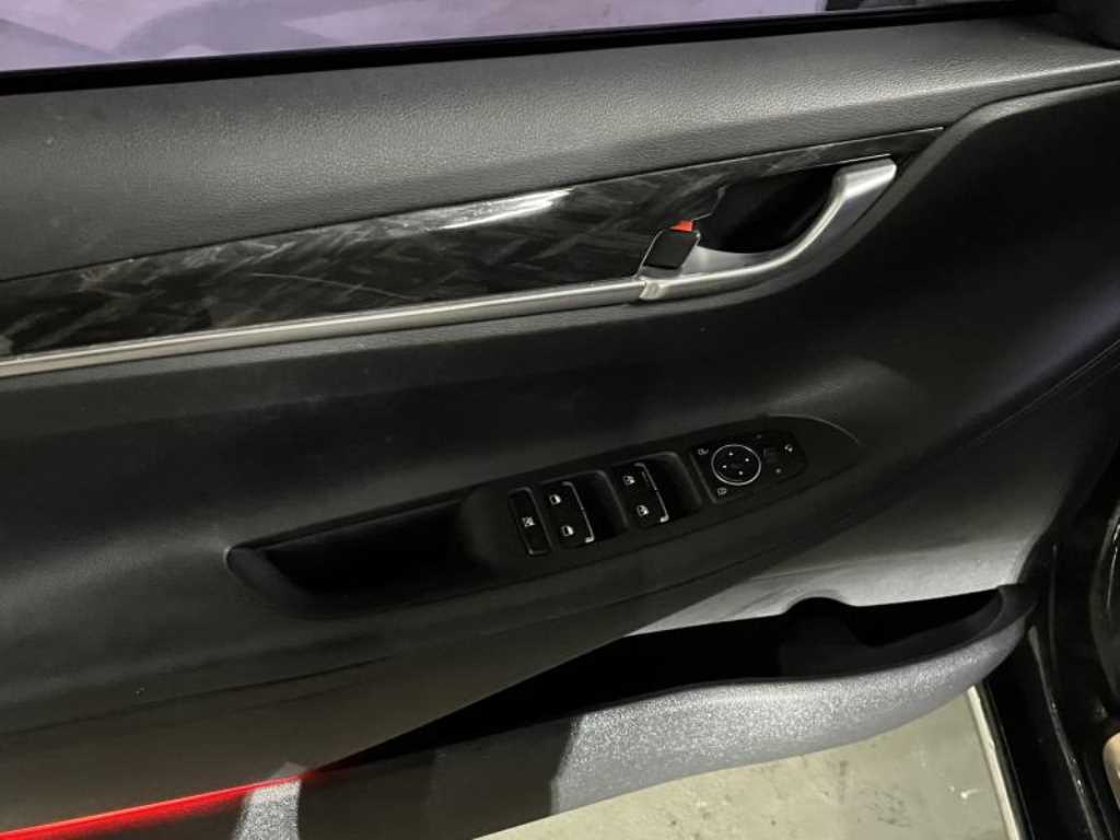HYUNDAI Grandeur - Vista 7