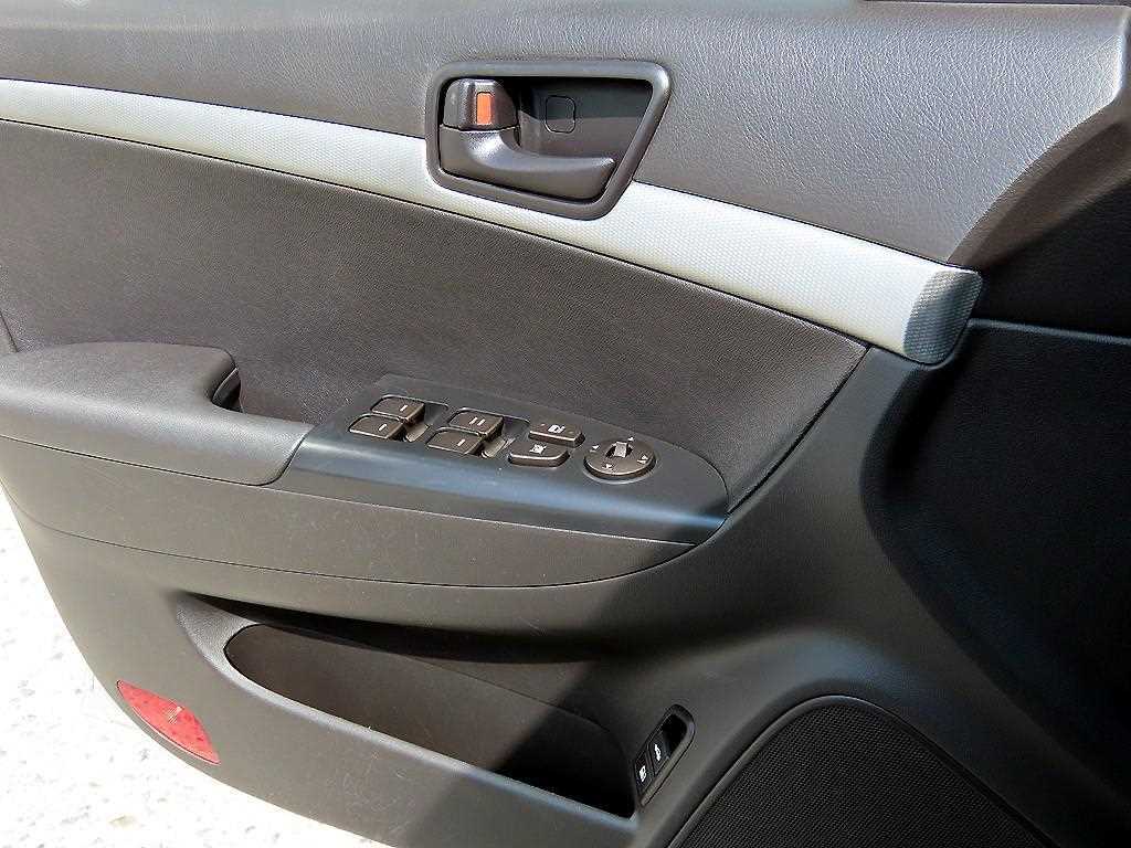 HYUNDAI Sonata - Vista 11