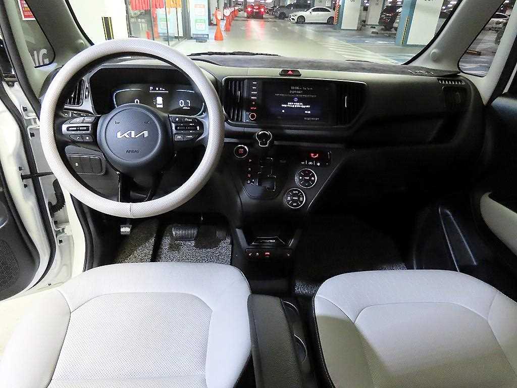 KIA Ray - Vista 10