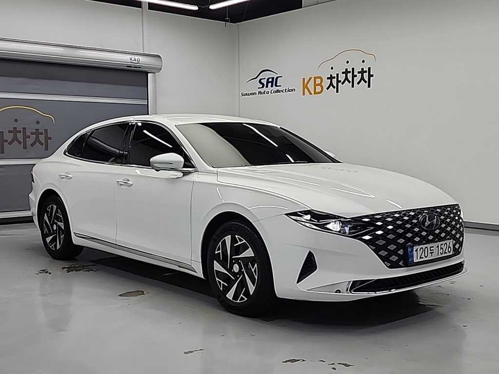 HYUNDAI Grandeur - Vista 4