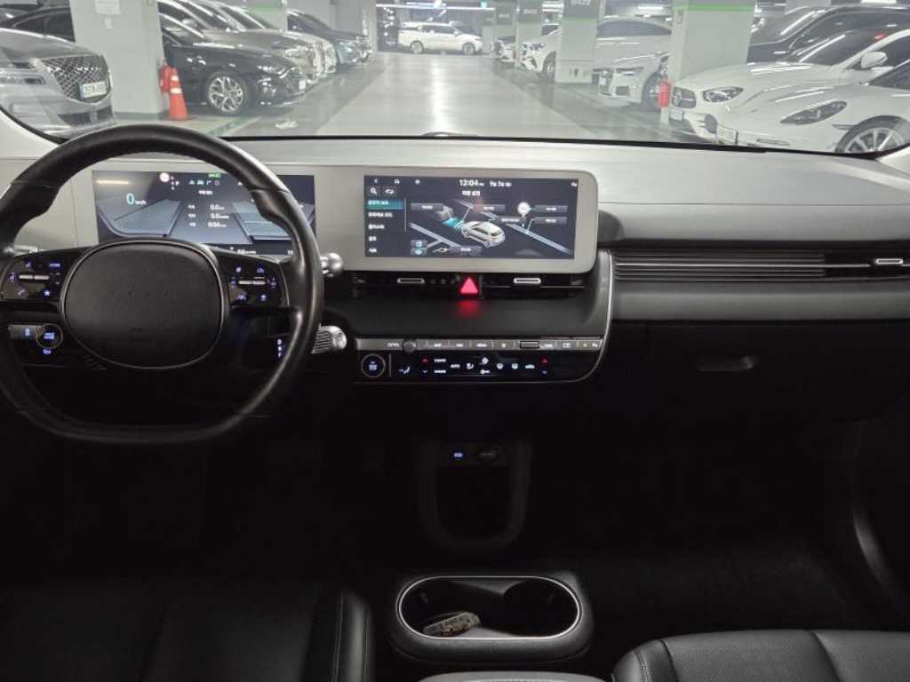 HYUNDAI Ioniq 5 - Vista 9