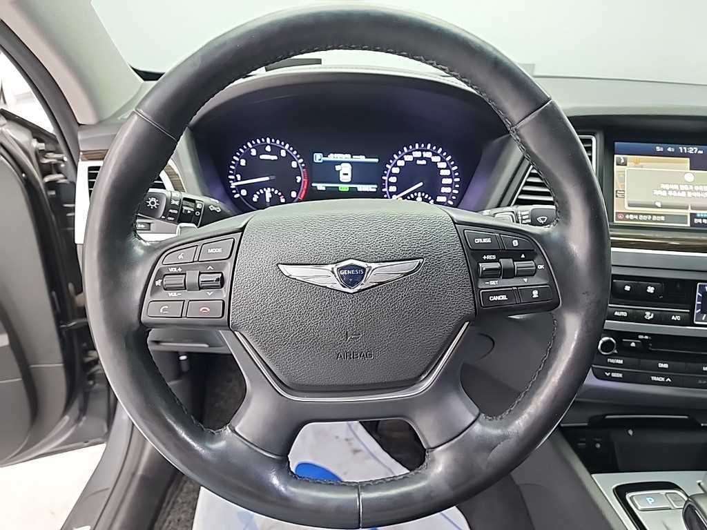 Genesis G80 - Vista 9