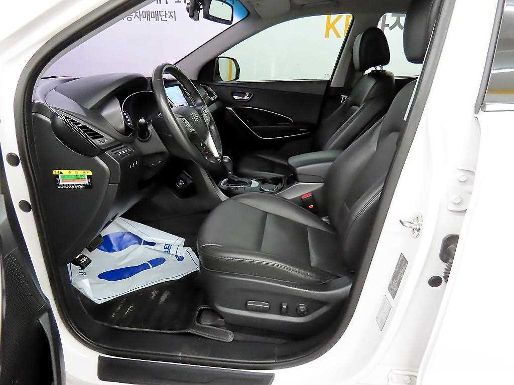 HYUNDAI Santa Fe - Vista 5