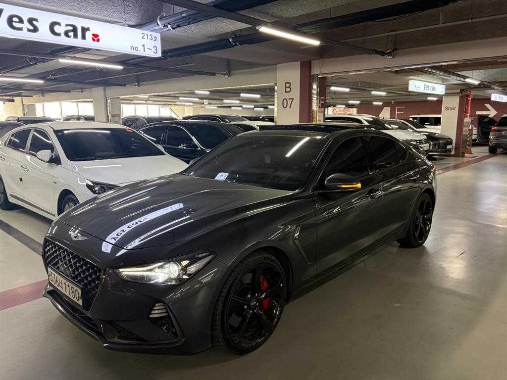 Genesis G70 - Vista 2