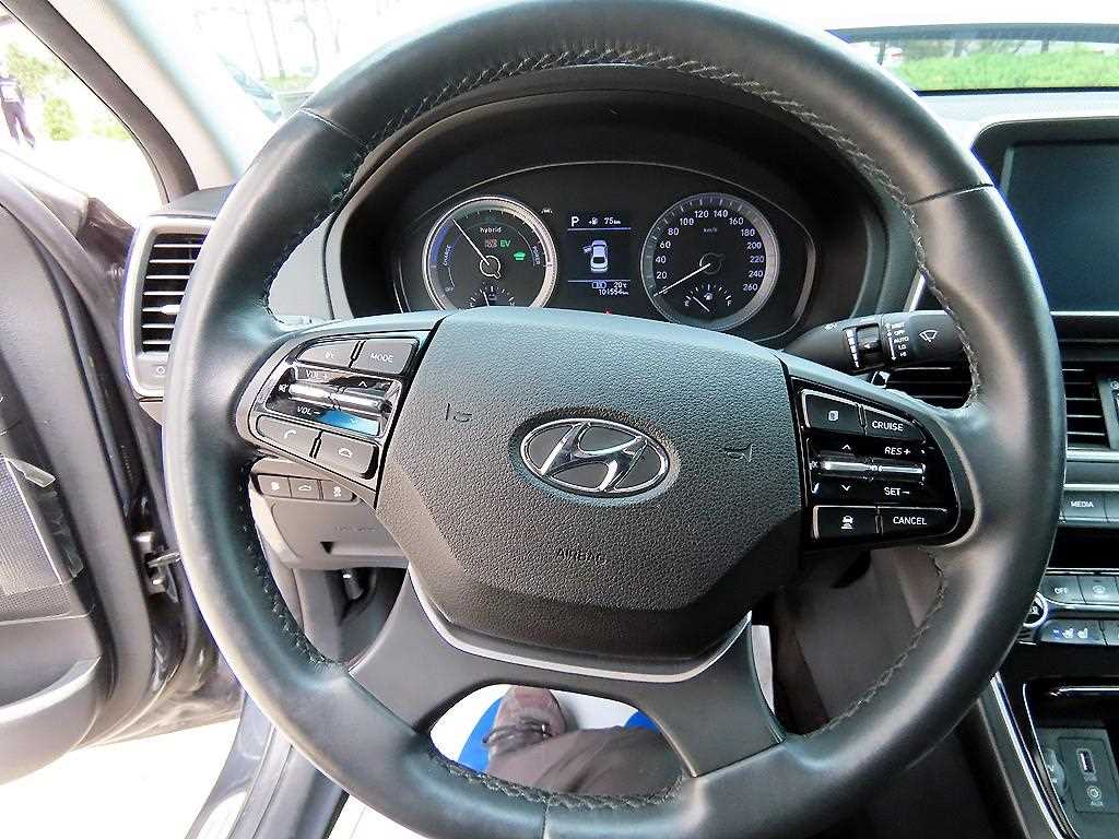 HYUNDAI Grandeur - Vista 8