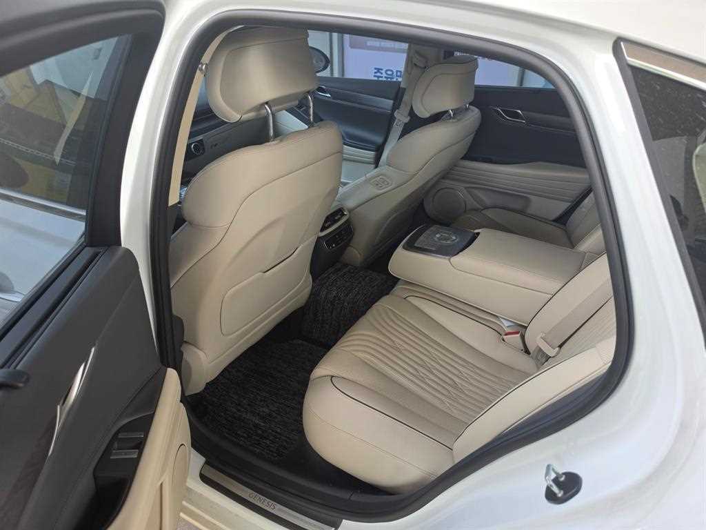 Genesis G80 - Vista 4