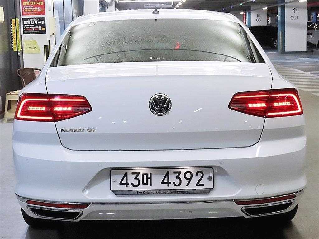 Volkswagen Passat - Vista 5