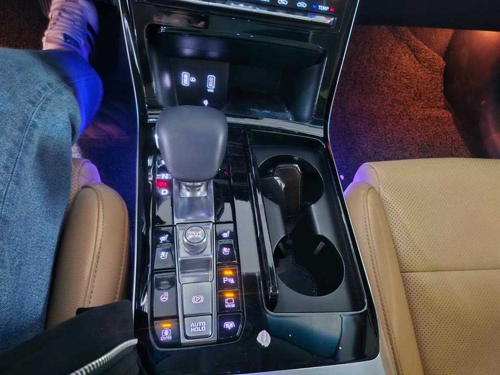 KIA K7 - Vista 11