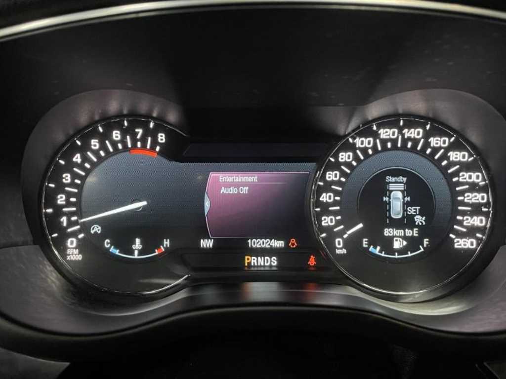 Lincoln MKC - Vista 8