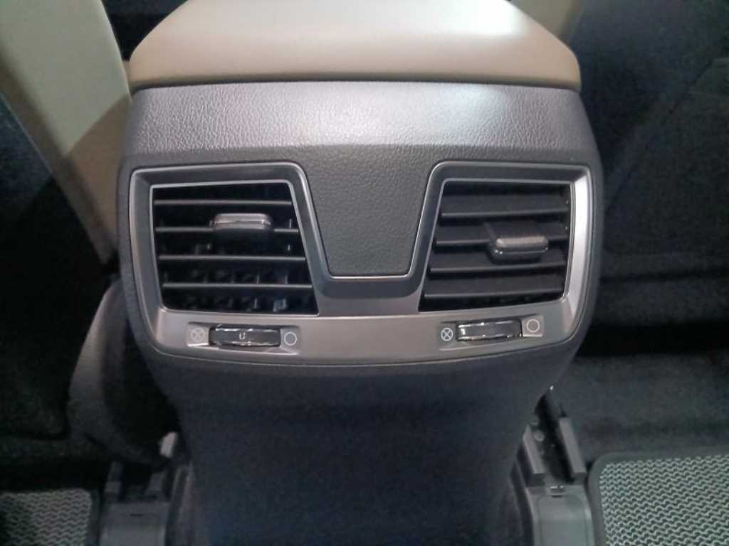 Ssangyong Rexton - Vista 11