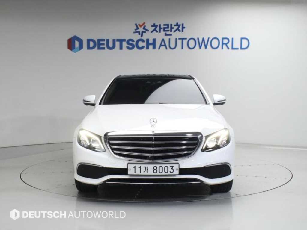 Mercedes Benz E class 2019 Blanco - Importación desde Corea - HF Imports Iquique - Foto 1