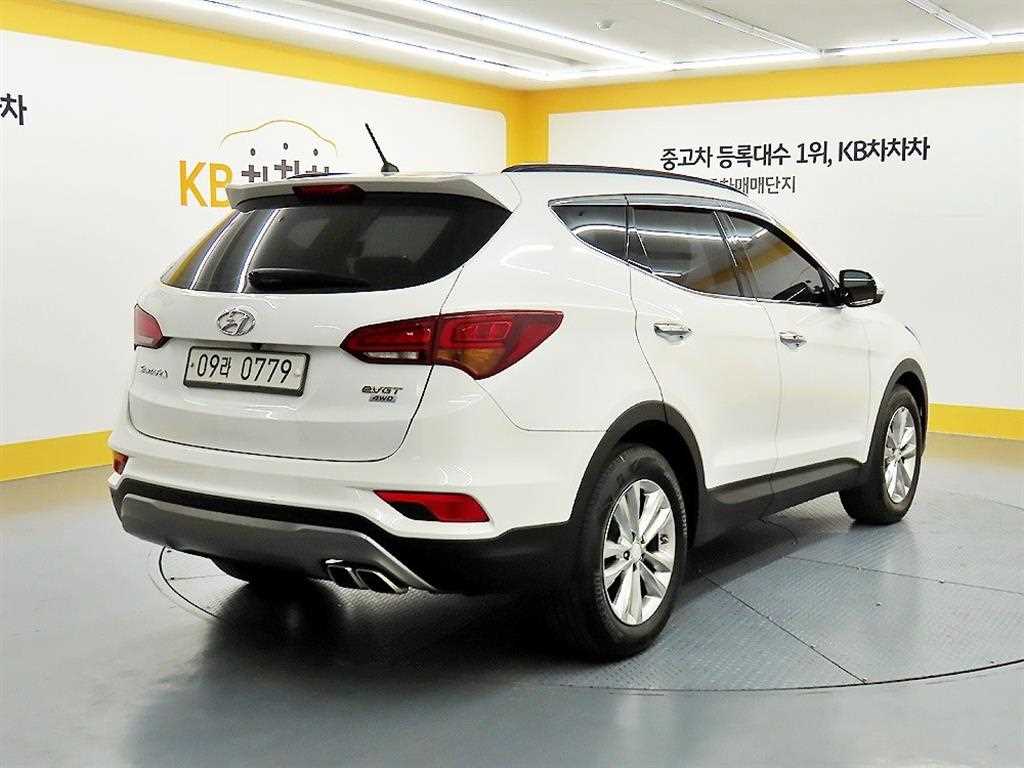 HYUNDAI Santa Fe - Vista 4