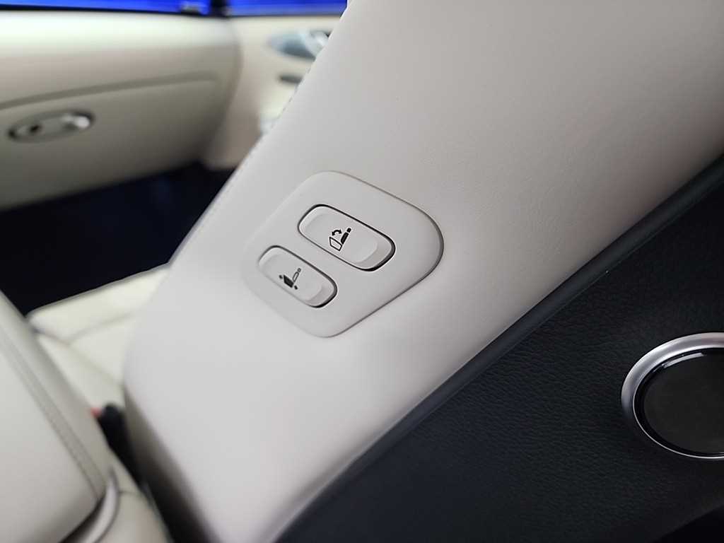 Genesis GV70 2026 Blanco - Importación desde Corea - HF Imports Iquique - Foto 14