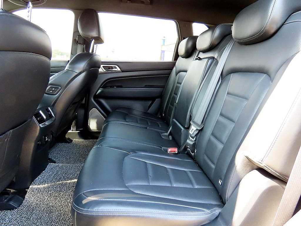 Ssangyong Rexton - Vista 6