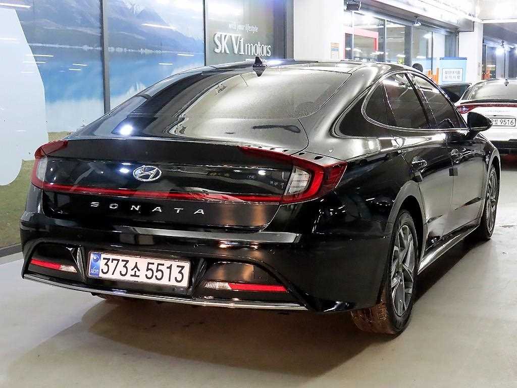 HYUNDAI Sonata - Vista 4