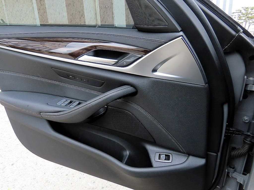 BMW 5 Series - Vista 12