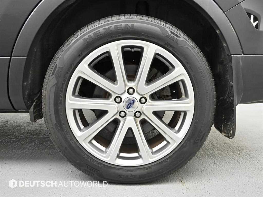 Ford Explorer - Vista 5