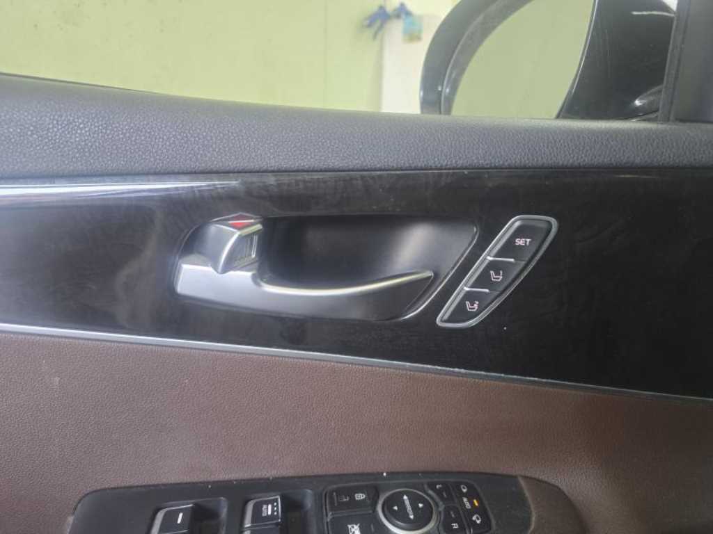KIA Sorento - Vista 10
