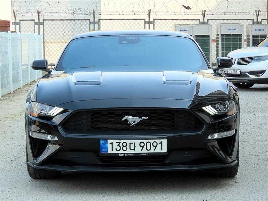 Ford Mustang 2021 Negro - Importación desde Corea - HF Imports Iquique - Foto 1