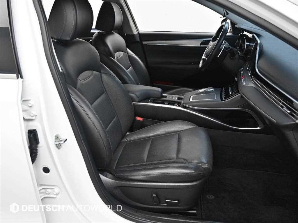 HYUNDAI Grandeur - Vista 10
