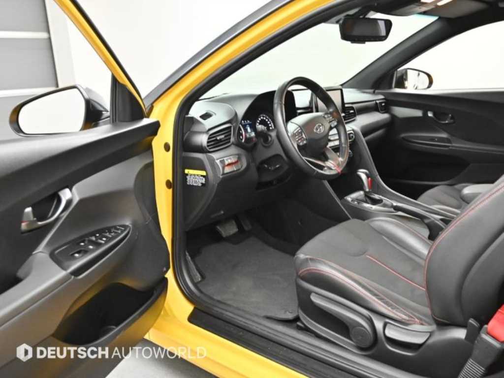 HYUNDAI Veloster - Vista 11
