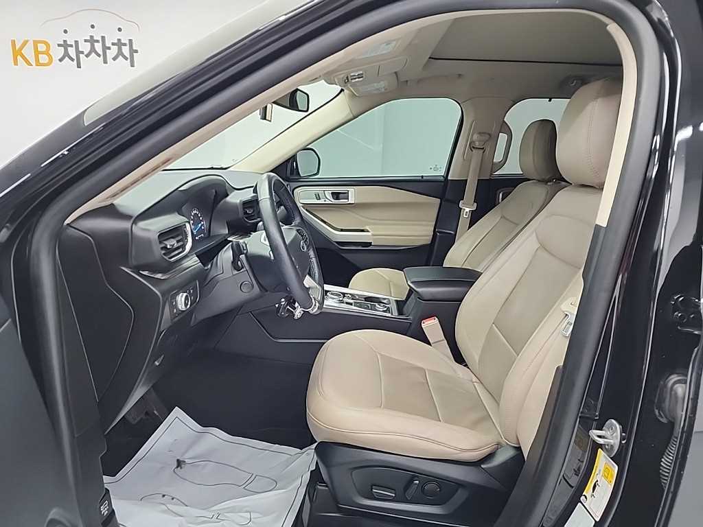 Ford Explorer - Vista 11