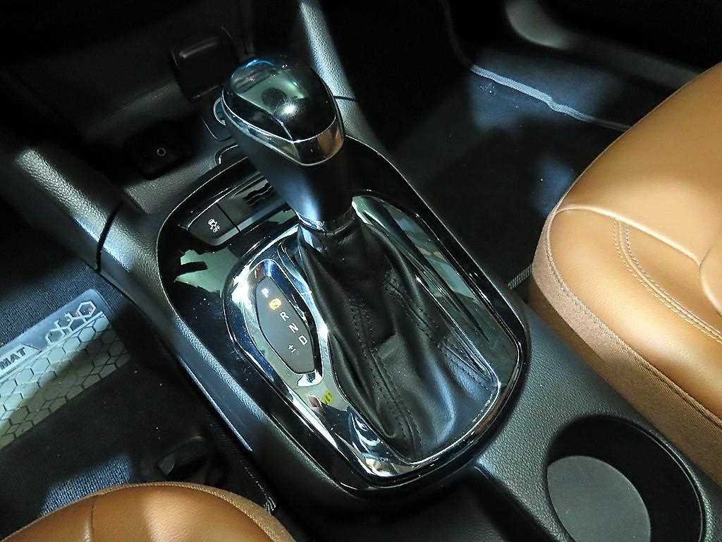 Chevrolet Cruise - Vista 12