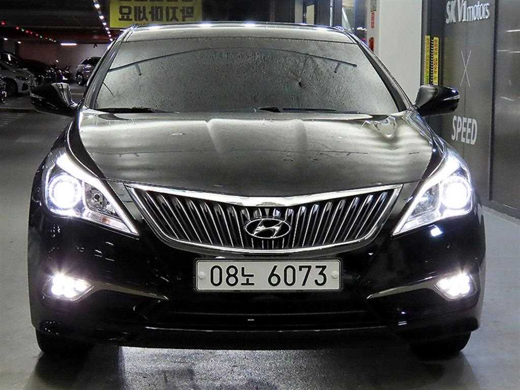 HYUNDAI Grandeur - Vista 2