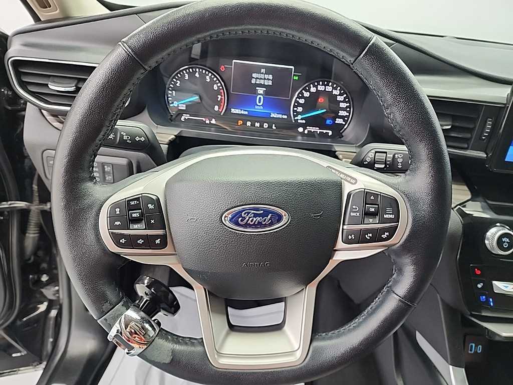 Ford Explorer - Vista 9