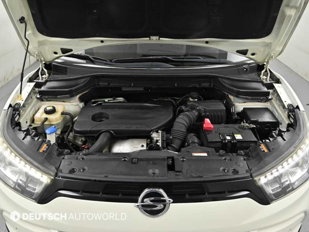 Ssangyong Tivoli - Vista 6